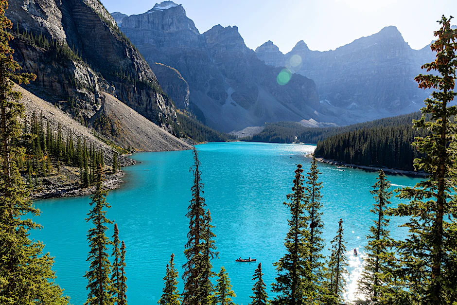 Moraine Lake im Banff National Park, Alberta. In der ölreichen Provinz liegen auch die Rocky Mountains.