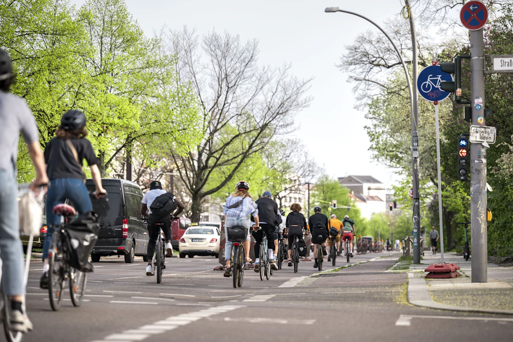 Neuer Berlin-Trend Herding: Das hat es mit dieser Mode auf sich