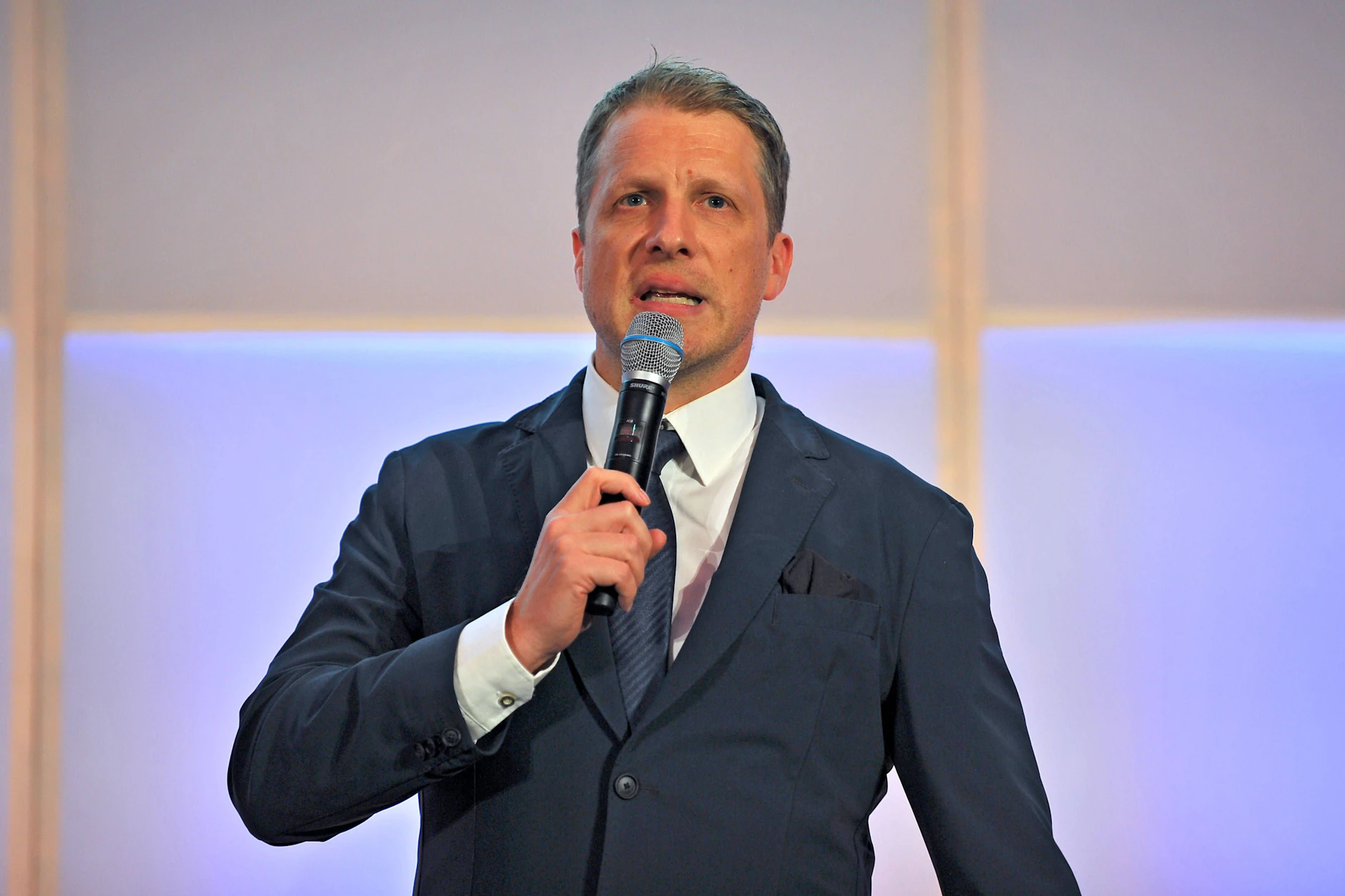 Oliver Pocher hat durch die Zeitung von Amiras Schwangerschaft erfahren.