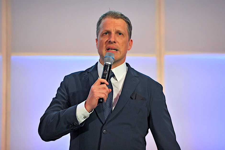 Oliver Pocher hat durch die Zeitung von Amiras Schwangerschaft erfahren.