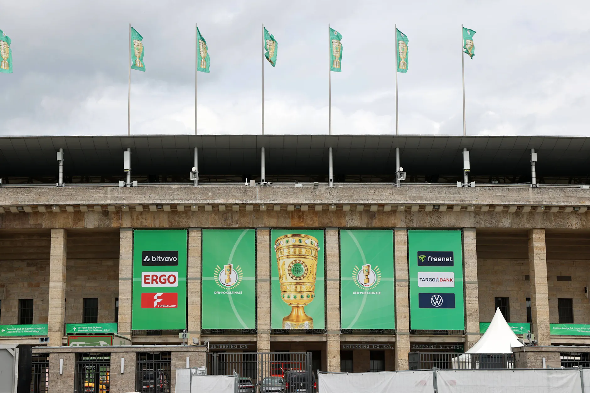 Im Berliner Olympiastadion findet am Samstag das DFB-Pokalfinale zwischen Bayern München und dem VfB Stuttgart statt.