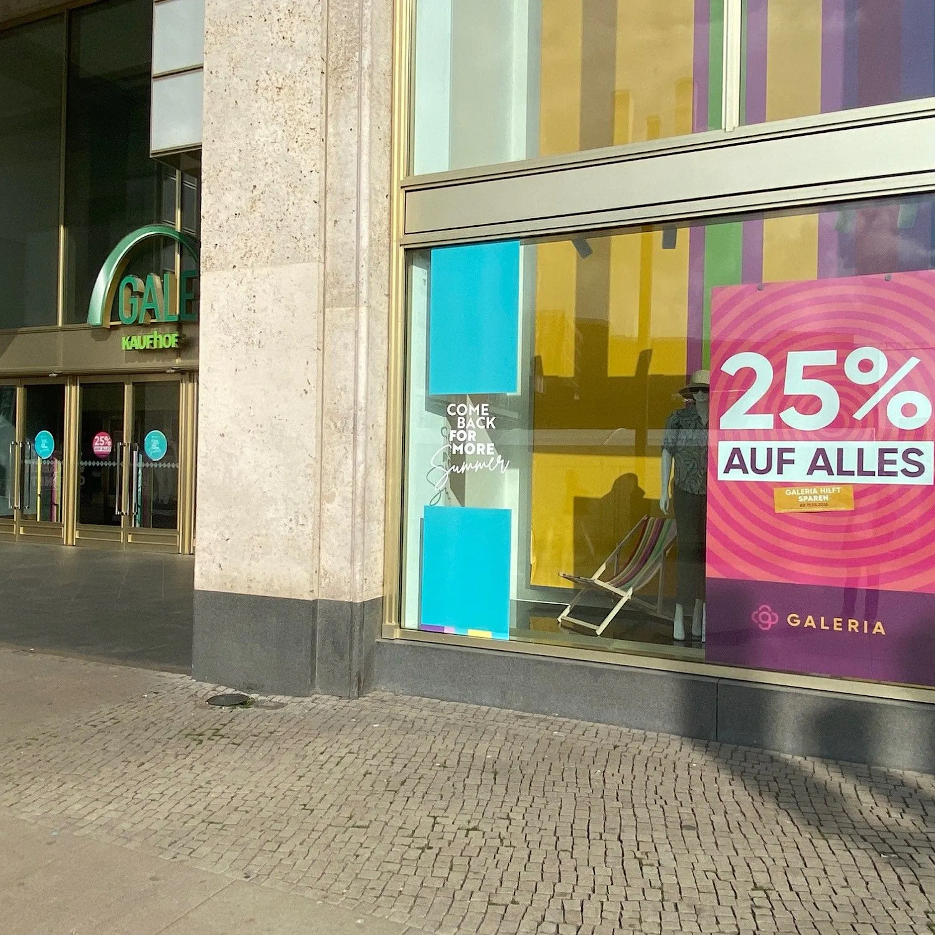 Galeria Kaufhof am Alexamderplatz: 25 Prozent Rabatt für die Rettung