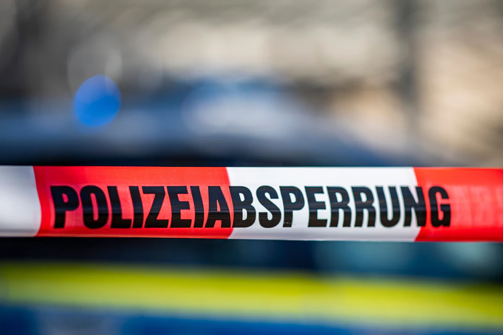 Schüsse in Neukölln: Unbekannte zielen auf Bäckerei am Kottbusser Damm