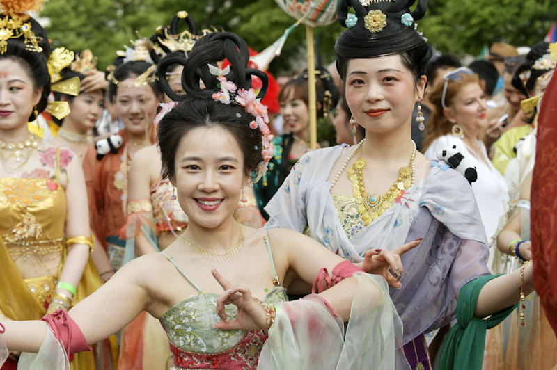 Farbenfrohes Jubiläum: Hunderttausende feiern den Karneval der Kulturen in Berlin