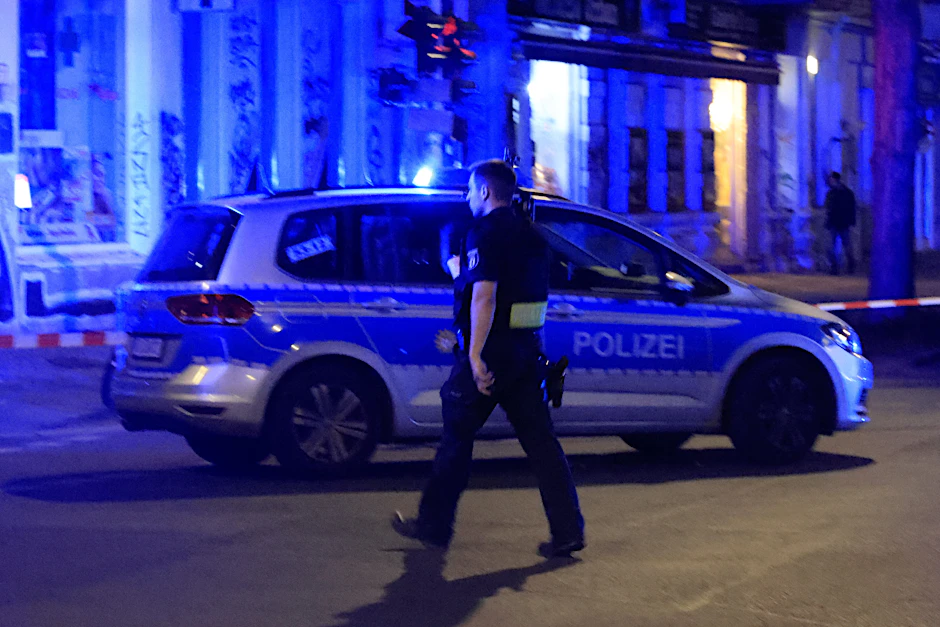 Am Montag kam es im Berliner Bezirk Friedrichshain-Kreuzberg zu einem Polizeieinsatz wegen Schüssen.