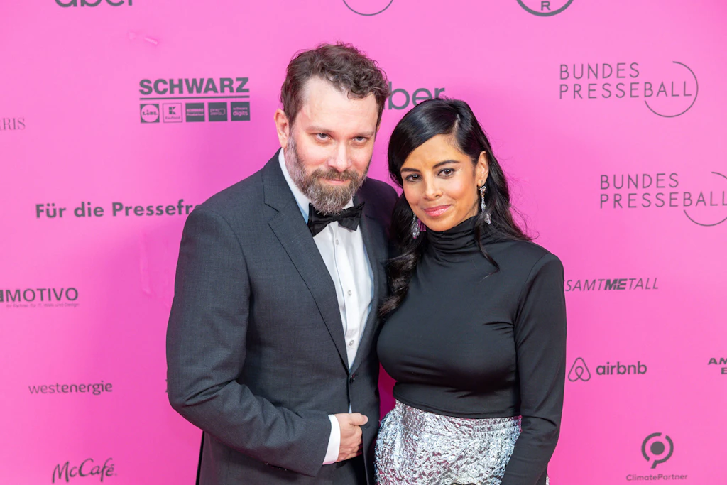 Christian Ulmen und seine Frau Collien Fernandes beim Bundespresseball 2024 in Berlin