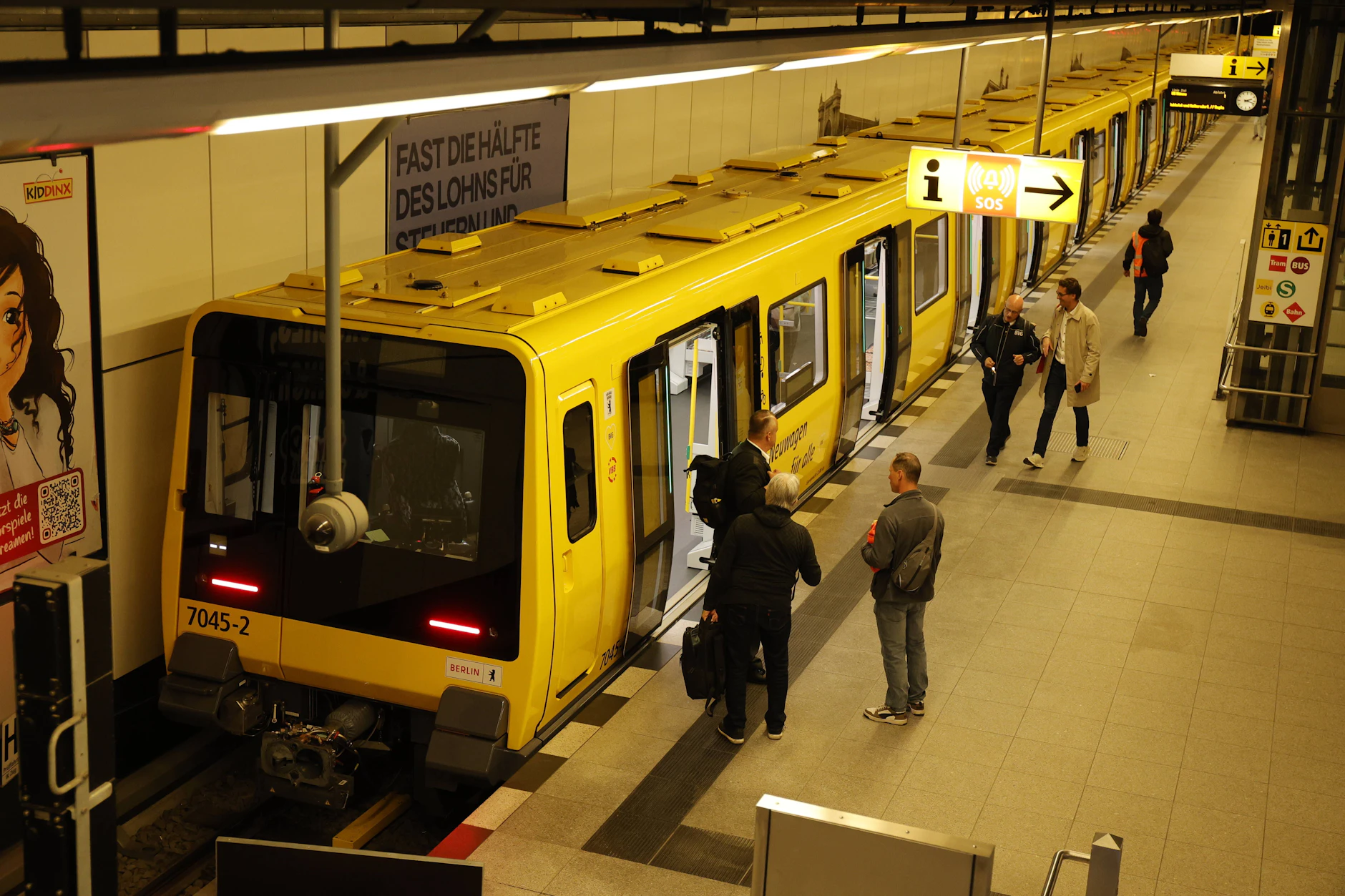 Mit dem Deutschlandticket kann man bundesweit den gesamten öffentlichen Nah- und Regionalverkehr nutzen. So auch beispielsweise die BVG.