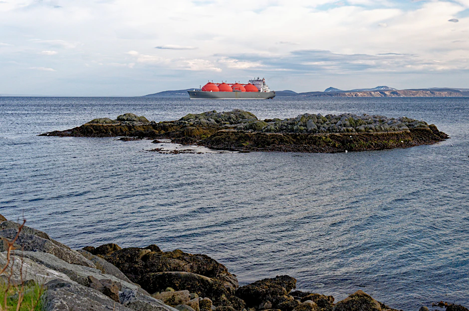 Die Küste in Honningsvåg (Norwegen): Trotz Sanktionen soll hier ein russischer LNG-Tanker angelegt haben.