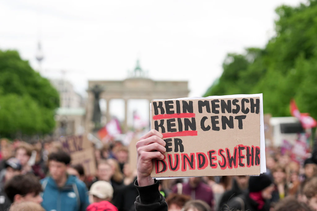 „Schulstreik gegen Wehrpflicht“ in Berlin: Polizei leitet sieben Ermittlungsverfahren ein