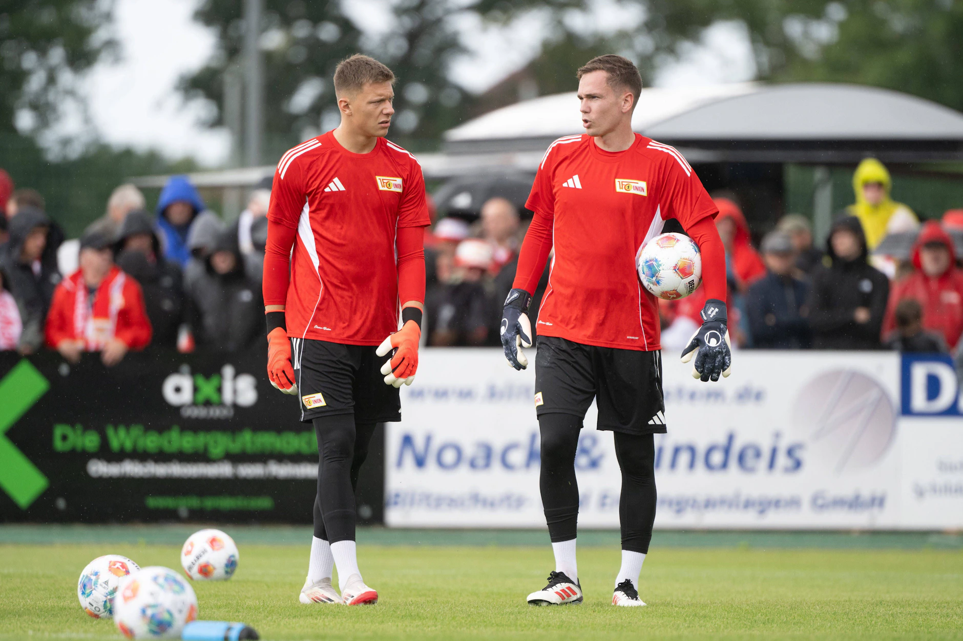 Der 1. FC Union hat zu viele Keeper! Yannic Stein (l.) sucht nun bei Hansa Rostock sein Glück.