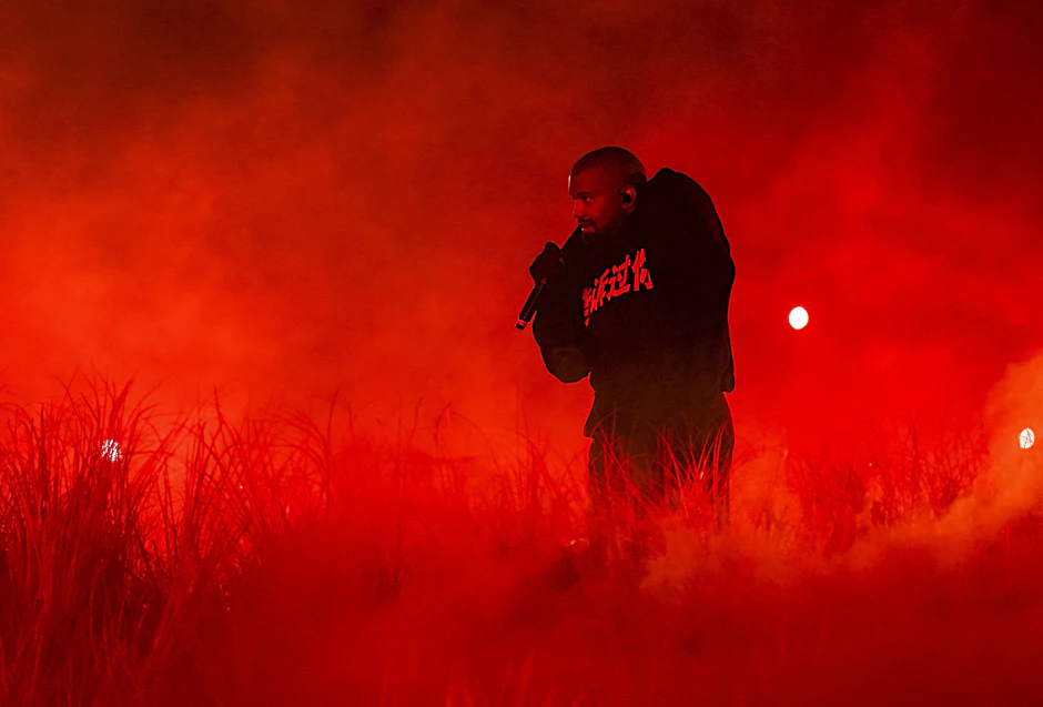 Nach umstrittenen Aussagen des Rappers Kanye West wurden zuletzt diverse Konzerte gestrichen.