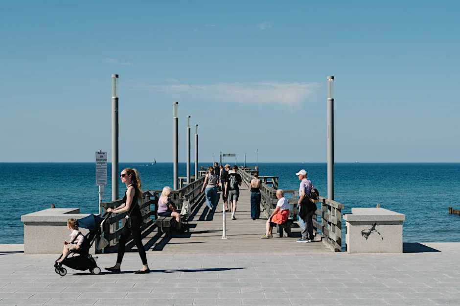 Die Seebrücke in Heiligendamm: Horizontale und Vertikale in perfekter Symmetrie.