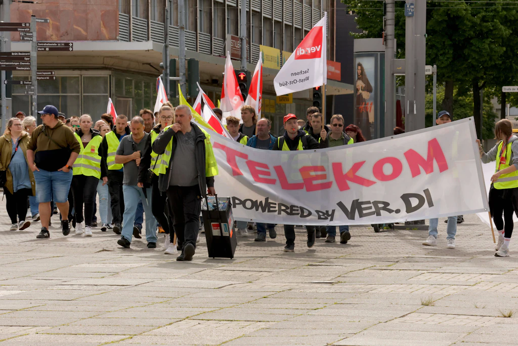 Telekom-Mitarbeiter bei einem Warnstreik am 20. Mai in Chemnitz