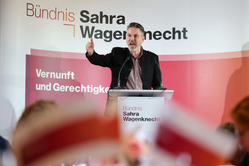 BSW-Chef De Masi exklusiv zum Boom der Superreichen: „Obszöne Entwicklung erinnert an Kaiserzeit“