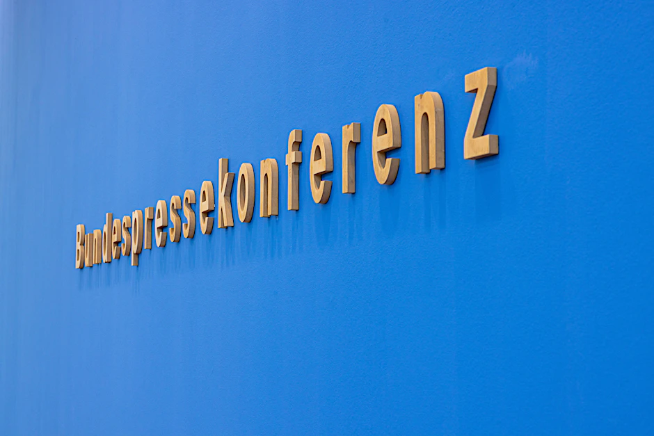 Die Bundespressekonferenz. Symbolbild der Bundespressekonferenz an der Schiffbauerdamm 40 in Berlin.
