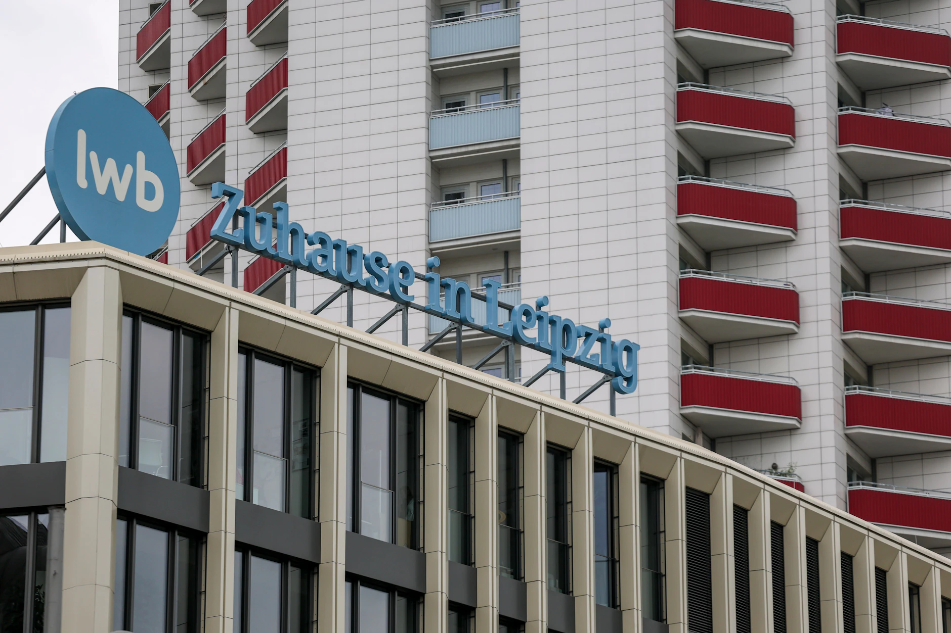 Das Logo der Leipziger Wohnungs- und Baugesellschaft mbH.