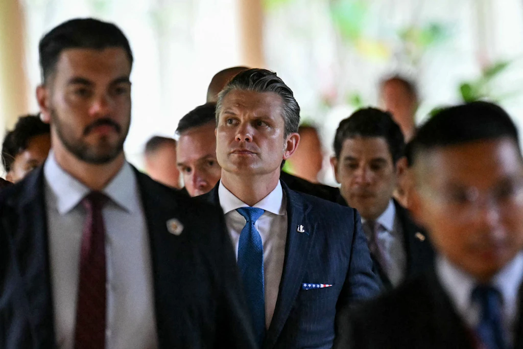 US-Verteidigungsminister Pete Hegseth ist zum Shangri-La-Dialog nach Singapur gereist