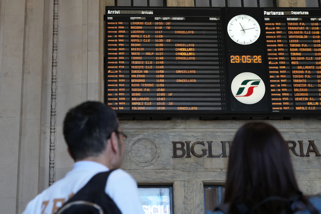 Bahn, Flughäfen, Nahverkehr: Generalstreik trifft Reisende in Italien vor Nationalfeiertag