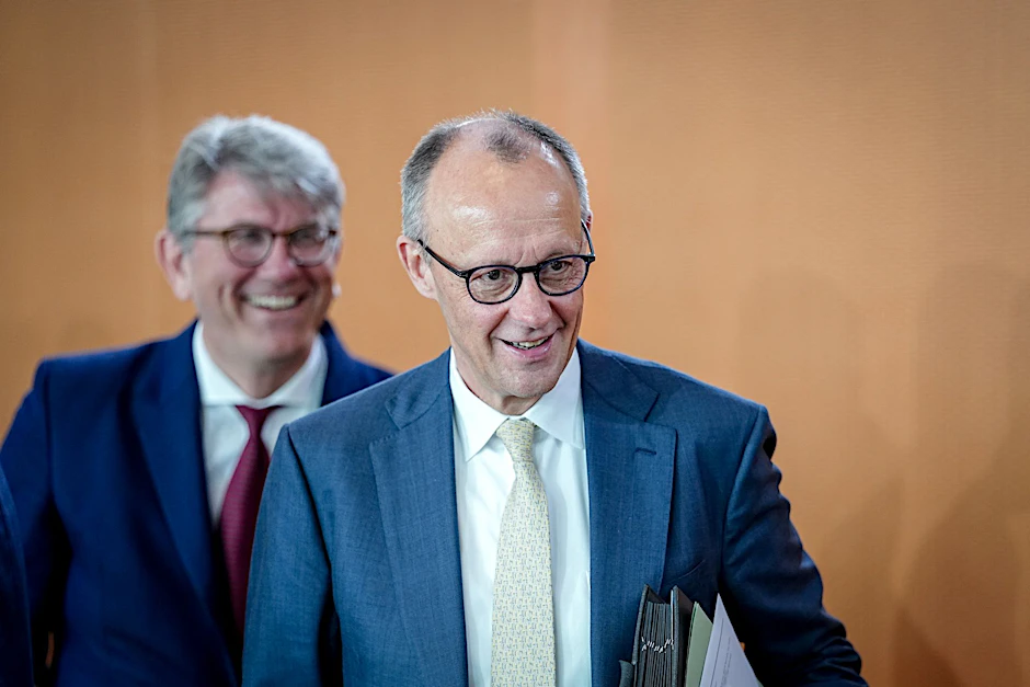 Bundeskanzler Friedrich Merz (CDU) und Wolfram Weimer, Staatsminister für Kultur und Medien: „Die Presse- und Meinungsfreiheit in Deutschland ist natürlich ein ganz hohes Gut.“