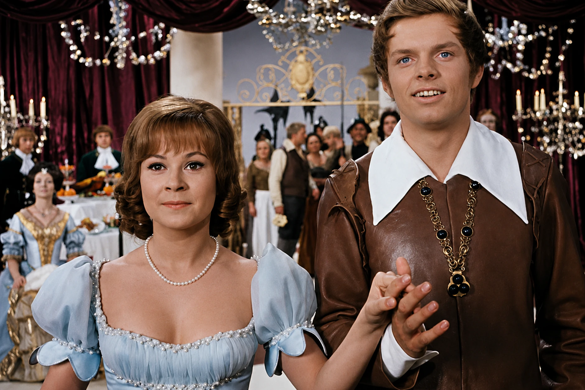 Werden Dornröschen und der Prinz, der sie wachgeküsst hat, am Ende glücklich? Das erfahren die Zuschauer unter anderem am Sonntag um 16.50 Uhr im MDR.