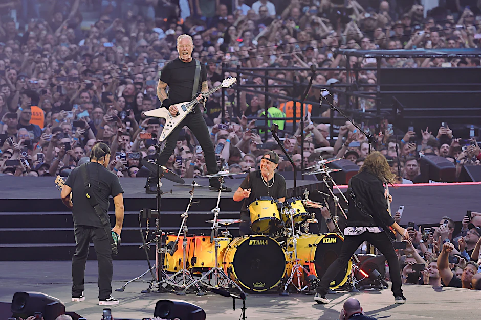Metallica in Berlin: So war das größte Stadion-Konzert, das Deutschland je gesehen hat