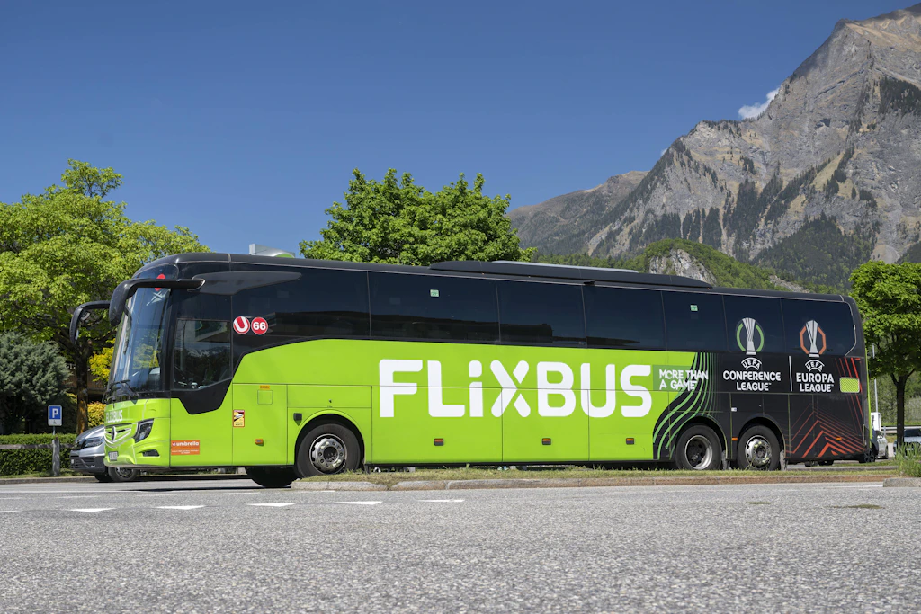 Die irre Höllen-Buslinie aus dem Osten ist wieder zurück! Was Fahrgäste erwartet