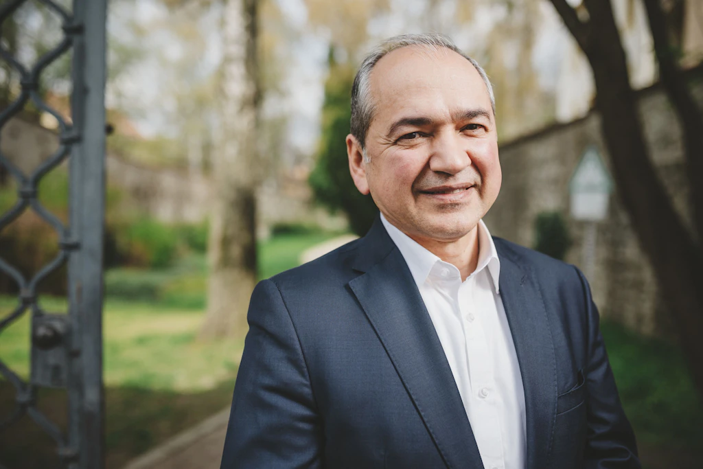 Wahl in Görlitz: Octavian Ursu bleibt Oberbürgermeister – AfD spricht von „schmutzigem Wahlkampf“