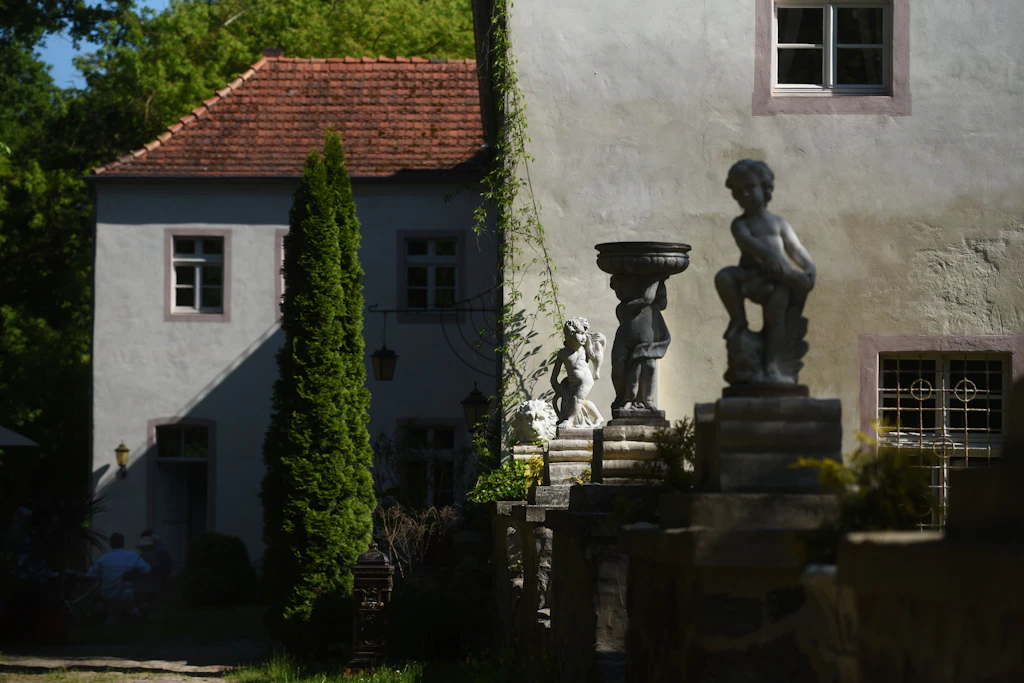 Schloss Neuenhagen im Mai: Hier ist von einem Verkauf noch keine Rede.