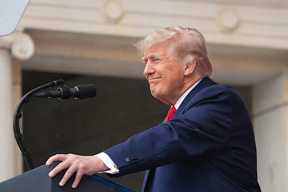 US-Präsident Donald Trump fordert KI-Unternehmen auf, der Regierung vor der Veröffentlichung ihrer Modelle Zugang zu ihnen zu verschaffen.