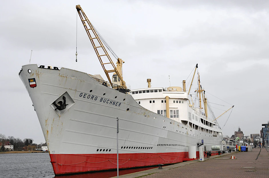 Das Schiff „Georg Büchner“ sinkt am 28. Mai 2013. Doch der Fall ist bis heute nicht umfassend aufgeklärt.