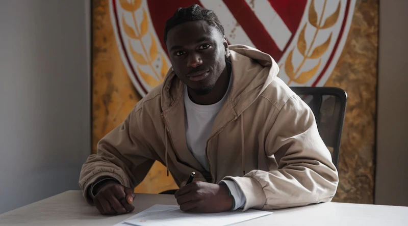 Verstärkung der Defensive: Cottbus leiht Fousseny Doumbia aus Frankfurt aus