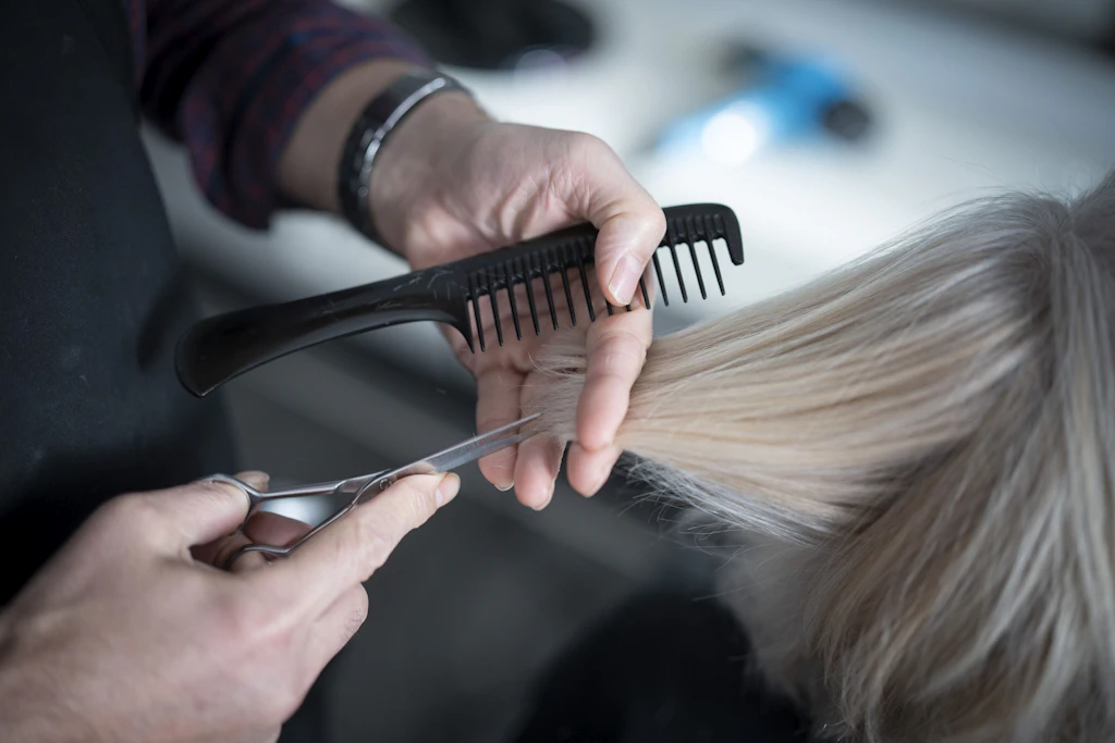 Ein Besuch beim Friseur brachte einer Frau in Italien einen Gewinn von 100.000 Euro.