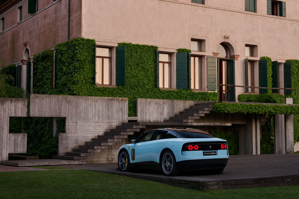 Spaltet Ferrari-Fans und potenzielle Kunden: Der vollelektrische Luce gefällt nicht jedem.