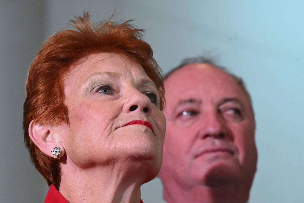 Australien: Rechtsaußen-Partei „One Nation“ führt erstmals in Umfrage