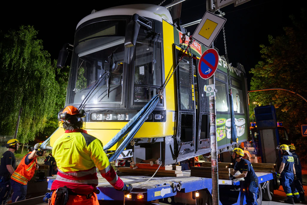 Straßenbahn-Unfall in Hohenschönhausen: Führt die Spur in die DDR zur Stasi?