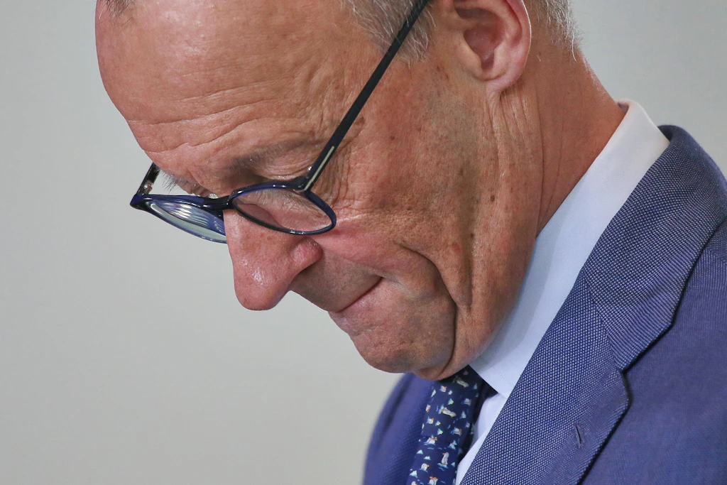 Deutschland scheitert – Merz jubelt: Wie ein Tweet zum politischen Eigentor wurde