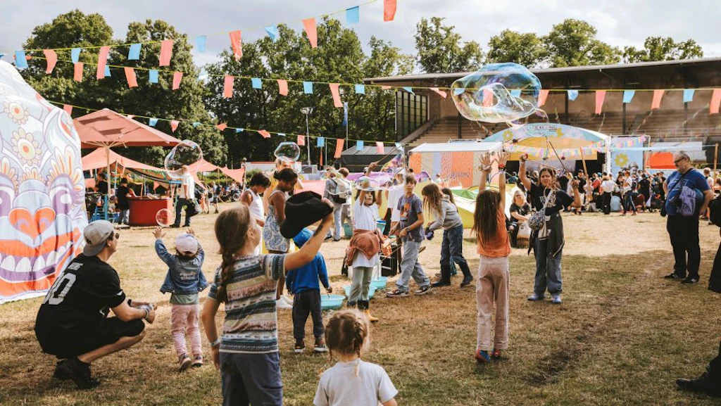Lollapalooza Berlin 2026: Das Festival, auf dem auch Vierjährige headbangen dürfen