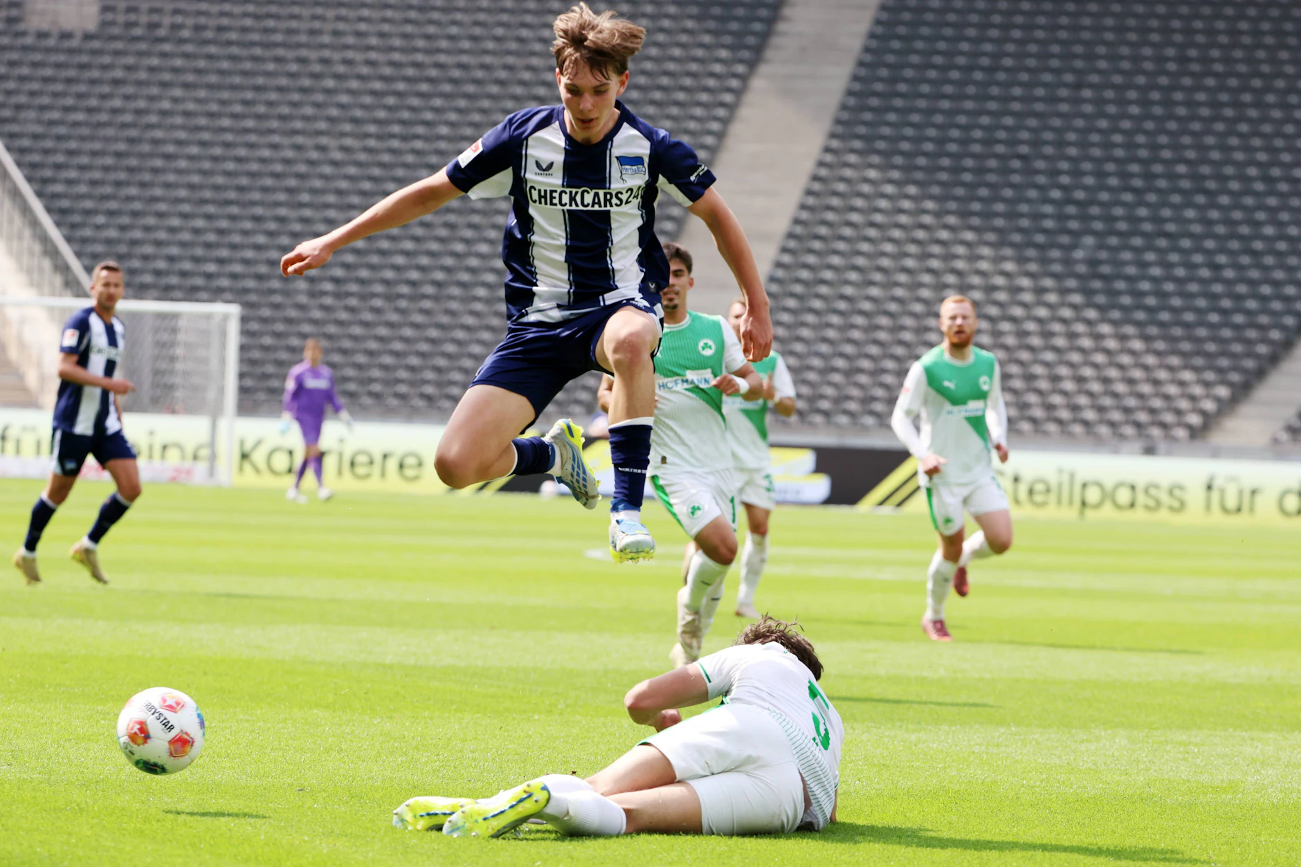 Kennet Eichhorn war in der zurückliegenden Saison der Berliner Überflieger. Mit 16 Jahren wurde er zum Stammspieler bei Hertha BSC.