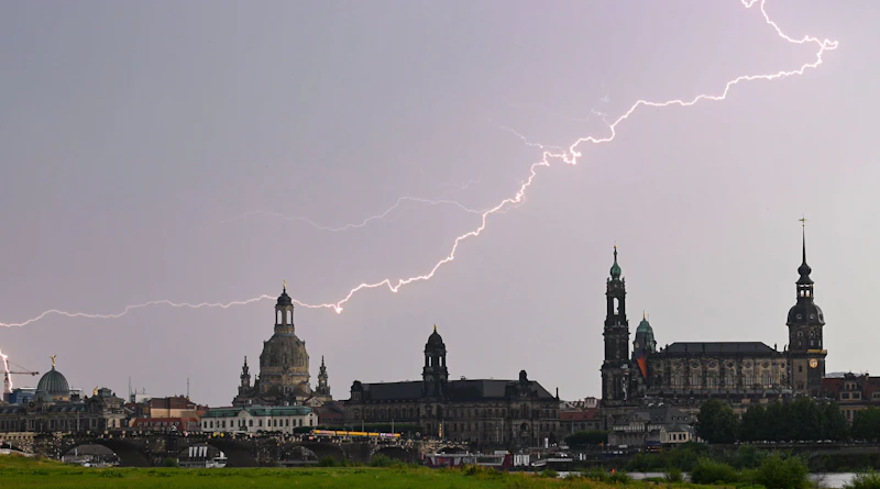 Unwetter ziehen über Mitteldeutschland – Beruhigung erst am Samstag