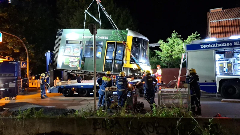 Straßenbahnunfall in Berlin: Schon zu DDR-Zeiten wurden Fahrer vor der Unglückskurve gewarnt