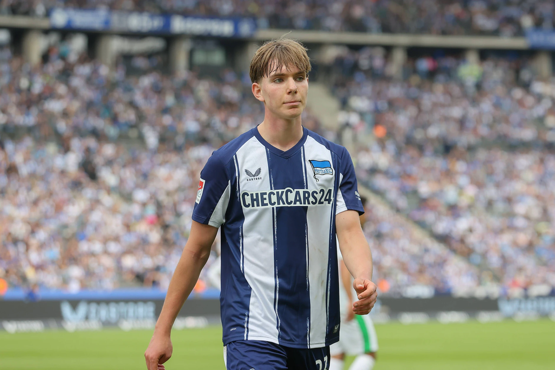 Hertha-Wunderkind Kennet Eichhorn ist in ganz Europa begehrt und sein Preis ist hoch. Das müssen jetzt auch der FC Bayern und Borussia Dortmund einsehen.