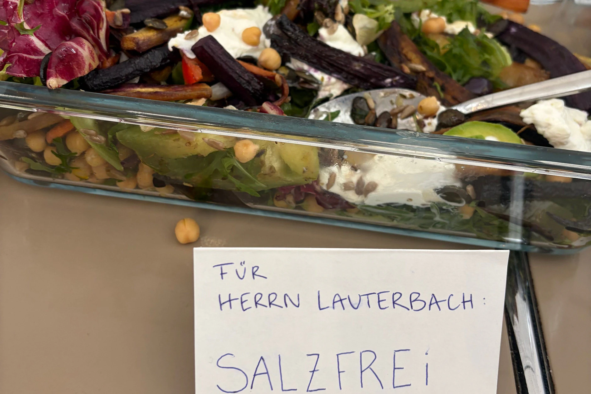 Dieses Essen wartet bei Markus Lanz auf Karl Lauterbach.