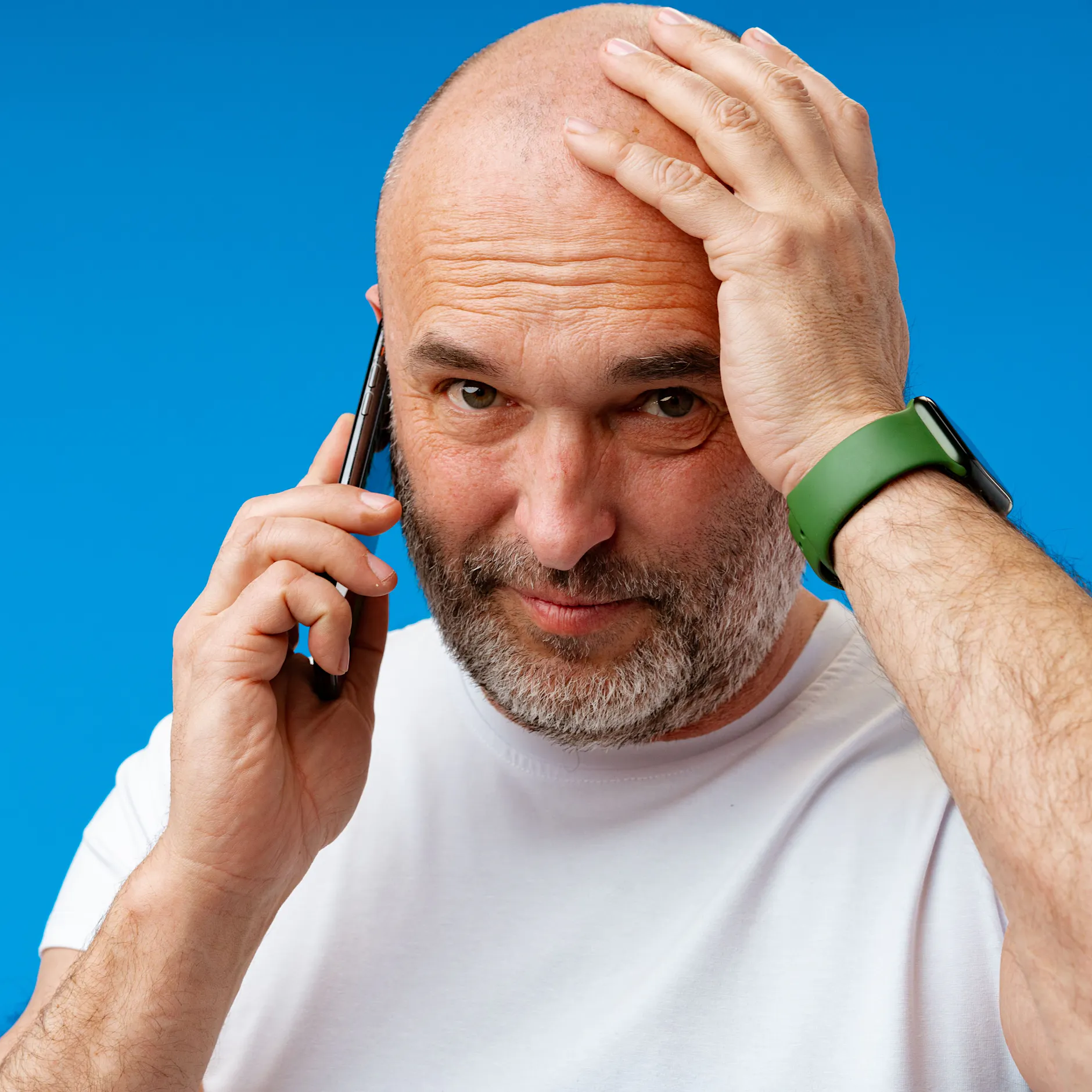 Die neuen fiesen Tricks der Telefon-Betrüger. Bei diesen Nummern nicht rangehen!