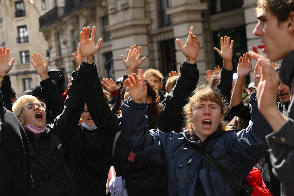 Streit um Bildungsreform: Heftige Proteste und Ausschreitungen in Brüssel