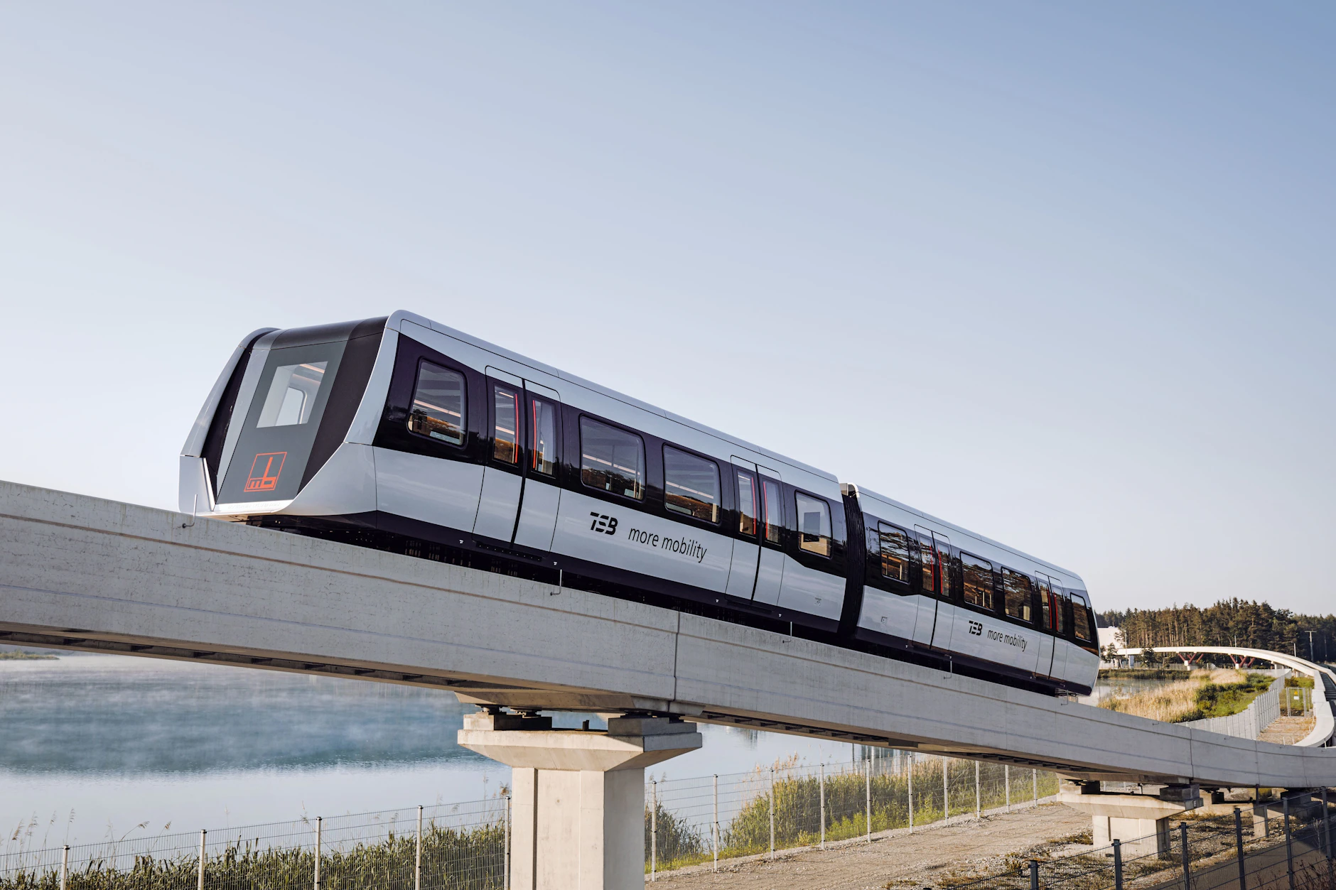 Eine Magnetschwebebahn soll zum Flughafen BER führen.