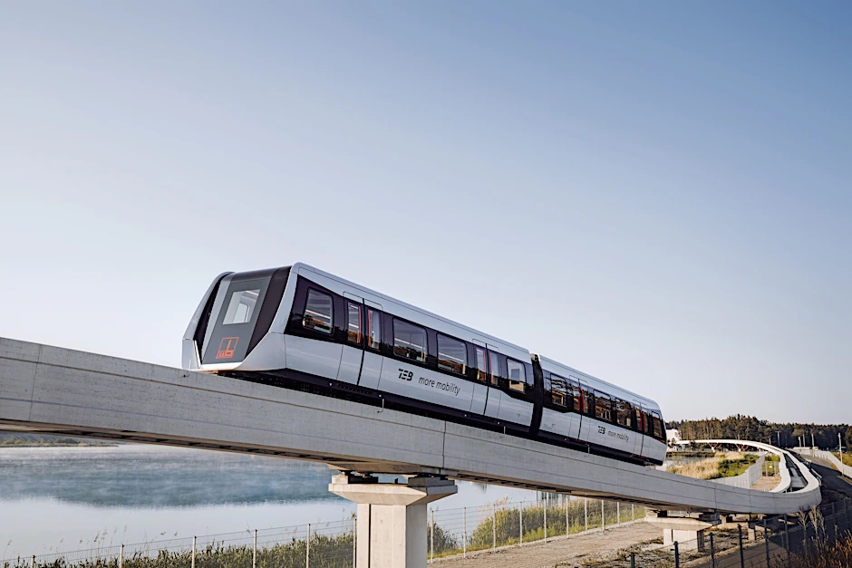 Eine Magnetschwebebahn soll zum Flughafen BER führen.