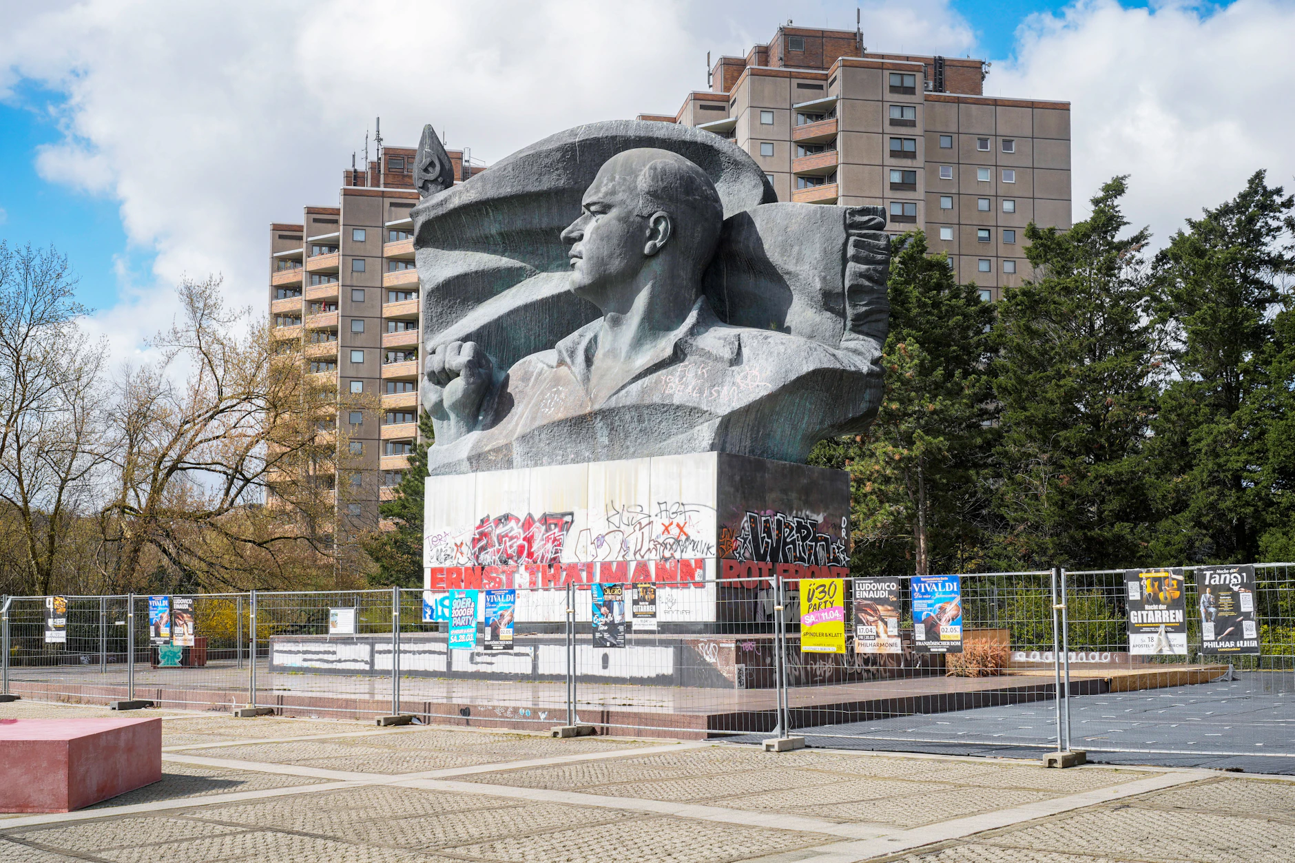 Thälmann-Denkmal wird zum Schandfleck: Warum passiert hier nichts?