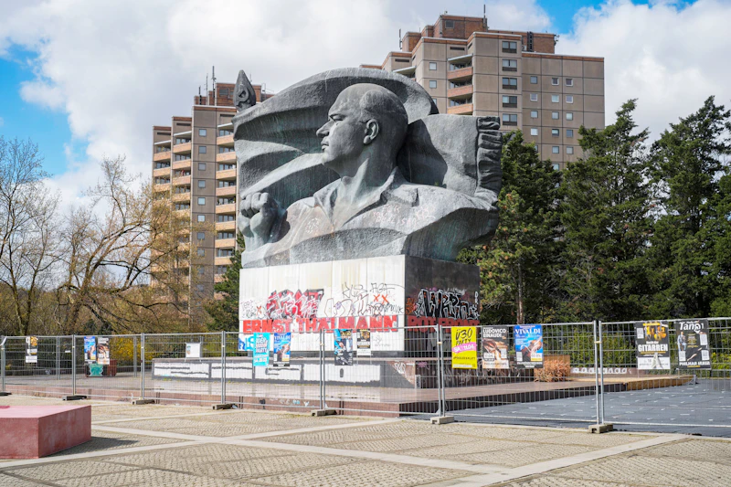 Thälmann-Denkmal wird zum Schandfleck: Warum passiert hier nichts?
