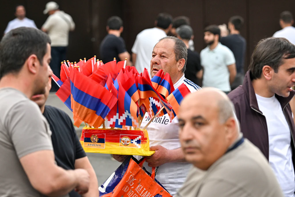 Ringen um Jerewan: Wie sich Moskau, Washington und Brüssel in Armeniens Wahl eingemischt haben
