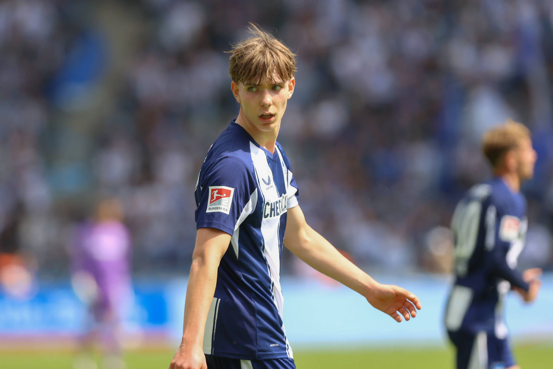 Herthas Jahrhunderttalent Kennet Eichhorn hat sich noch nicht entschieden, bei welchem Klub er nächste Saison spielt. Momentan ist Bayer Leverkusen im Poker vorn.